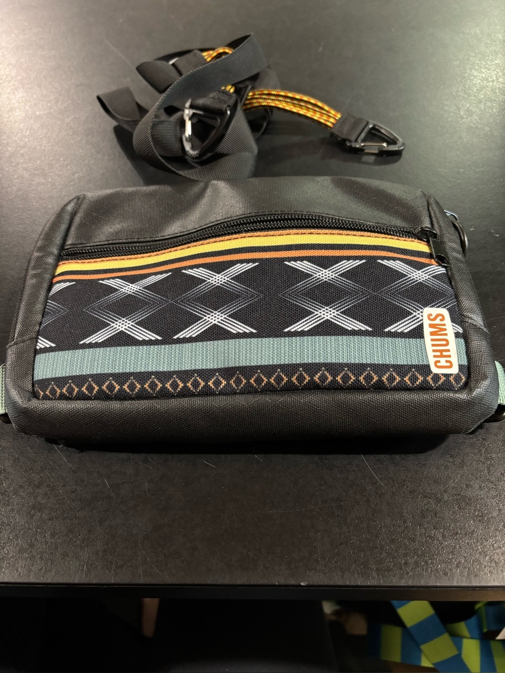 CHUMS ROVER CROSS BODY HANDBAG NWOT WESTERN